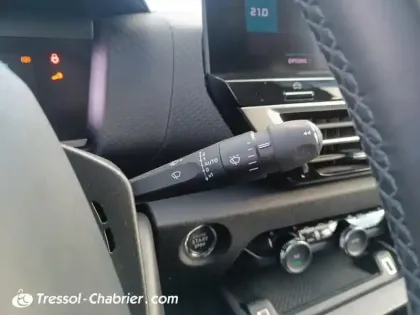 Photo 17 Citroën C4  BlueHDi 130 S&S EAT8 Shine