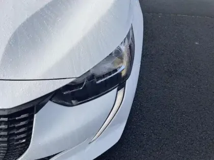 Photo 13 Peugeot 208  PureTech 75 S&S BVM5 Active