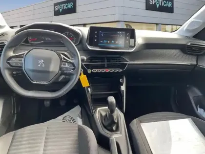 Photo 9 Peugeot 208  PureTech 75 S&S BVM5 Active