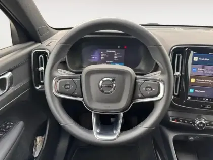Photo 11 Volvo Ex40  Single Extended Range 252 ch 1EDT Plus