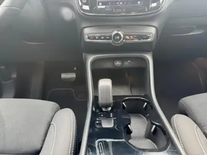 Photo 18 Volvo Ex40  Single Extended Range 252 ch 1EDT Plus