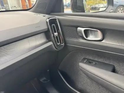 Photo 15 Volvo Ex40  Single Extended Range 252 ch 1EDT Plus