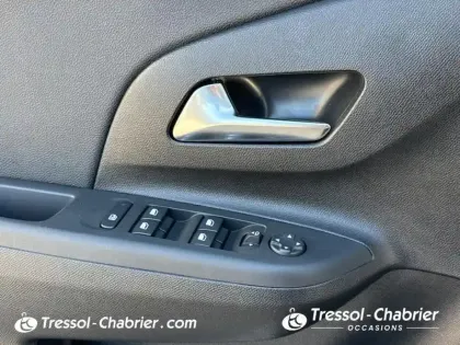 Photo 19 Opel Corsa  1.2 Turbo Hybrid 110 ch e-DCT6 GS