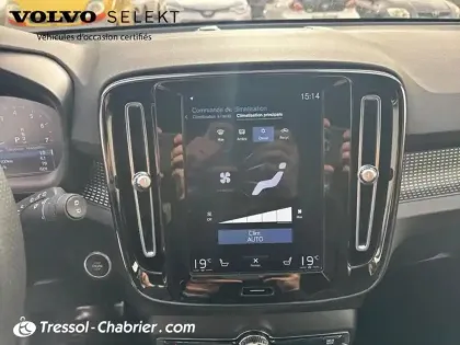 Photo 21 Volvo Xc40  T3 163 ch Geartronic 8 R-Design