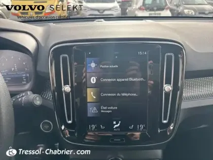 Photo 10 Volvo Xc40  T3 163 ch Geartronic 8 R-Design