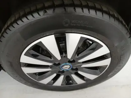 Photo 16 Renault Twingo E-TECH ELECTRIQUE III Achat Intégral - 21 Intens