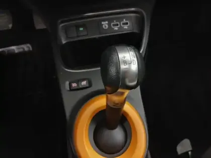 Photo 22 Renault Twingo E-TECH ELECTRIQUE III Achat Intégral - 21 Intens