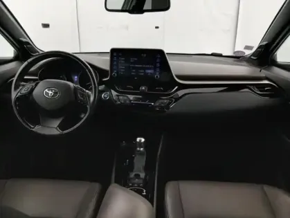 Photo 12 Toyota C-HR HYBRIDE MC19 2.0L Distinctive