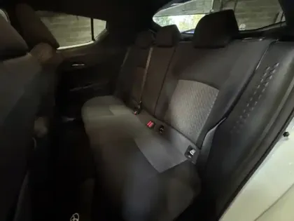 Photo 18 Toyota C-HR 1.8 Hybride 122 Edition ch