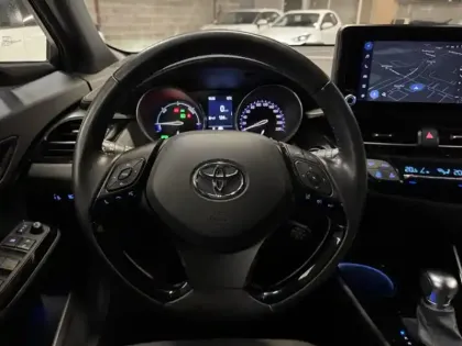 Photo 11 Toyota C-HR 1.8 Hybride 122 Edition ch