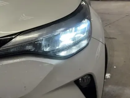 Photo 20 Toyota C-HR 1.8 Hybride 122 Edition ch