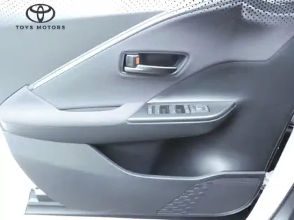 Photo 12 Toyota C-HR 1.8 Hybride 140 Design pack confort