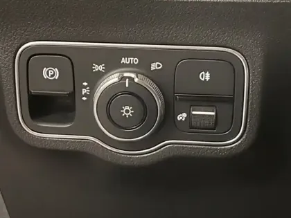 Photo 61 Mercedes GLA 250 e 160+102ch AMG Line 8G-DCT