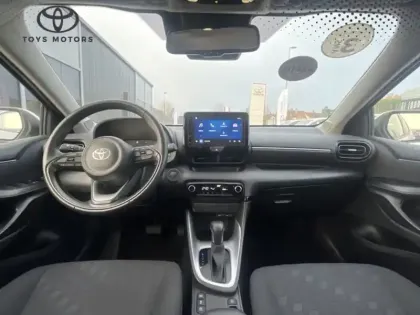 Photo 10 Toyota Yaris Hybride 116h Dynamic