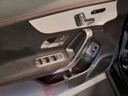 Photo 17 Mercedes CLA 200 d AMG Line 1186