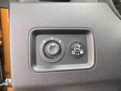 Photo 13 Dacia Duster II Prestige ECO-G 100 4x2 2020