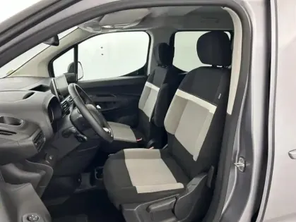 Photo 60 Citroën Berlingo M BlueHDi 100ch Feel Pack + GPS + Attelage