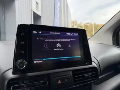 Photo 18 Citroën Berlingo M BlueHDi 100ch Feel Pack + GPS + Attelage