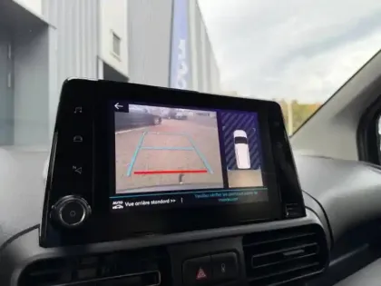 Photo 6 Citroën Berlingo M BlueHDi 100ch Feel Pack + GPS + Attelage