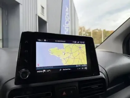 Photo 7 Citroën Berlingo M BlueHDi 100ch Feel Pack + GPS + Attelage