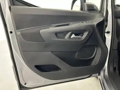 Photo 59 Citroën Berlingo M BlueHDi 100ch Feel Pack + GPS + Attelage