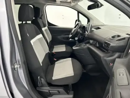 Photo 72 Citroën Berlingo M BlueHDi 100ch Feel Pack + GPS + Attelage