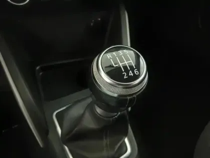 Photo 24 Dacia Duster Blue dCi 115 4x4 Prestige