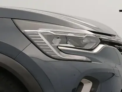 Photo 17 Renault Captur E-Tech 145 - 21 Intens