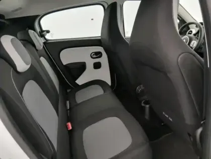 Photo 14 Renault Twingo III SCe 65 - 21 Zen