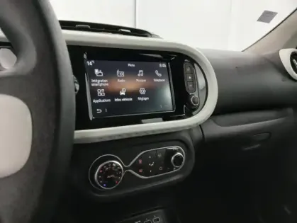 Photo 19 Renault Twingo III SCe 65 - 21 Zen