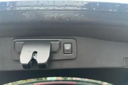 Photo 10 Renault Austral E-Tech hybrid 200 Iconic