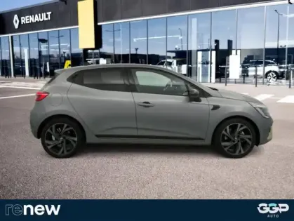 Photo 2 Renault Clio V E-Tech full hybrid 145 Engineered