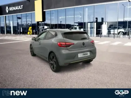 Photo 4 Renault Clio V E-Tech full hybrid 145 Engineered