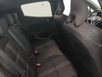 Photo 14 Renault Clio V E-Tech full hybrid 145 Engineered