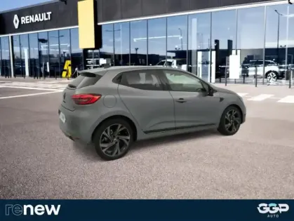 Photo 7 Renault Clio V E-Tech full hybrid 145 Engineered