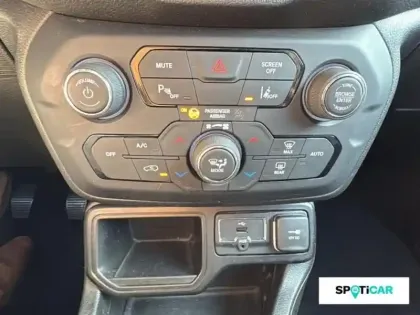 Photo 29 Jeep Renegade  1.0 GSE T3 120ch Brooklyn Edition MY21