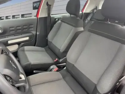 Photo 8 Citroën C3  1.2 PureTech 83ch S&S YOU!