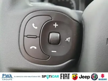 Photo 13 Fiat Panda  1.0 70ch BSG S&S  Cross