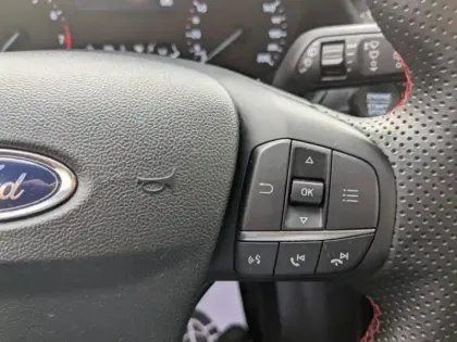 Photo 13 Ford Puma  1.0 Flexifuel 125ch S&S mHEV ST-Line Design 3