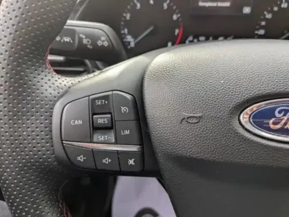 Photo 12 Ford Puma  1.0 Flexifuel 125ch S&S mHEV ST-Line Design 3