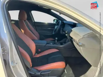 Photo 4 Mazda Mazda3 Mazda 3 2.5 e-SKYACTIV-G M-Hybrid 140ch Nagisa 2025