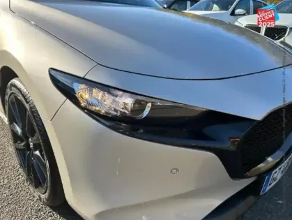 Photo 12 Mazda Mazda3 Mazda 3 2.5 e-SKYACTIV-G M-Hybrid 140ch Nagisa 2025