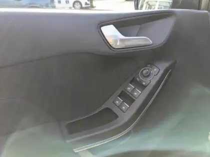 Photo 8 Ford Fiesta  1.0 Flexifuel 95ch ST-Line 5p