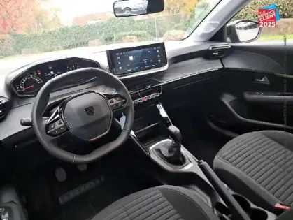 Photo 14 Peugeot 208  1.2 PureTech 75ch S&S Active