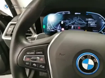 Photo 12 BMW Serie 3 Série 3 Touring 330eA 292ch Business Design