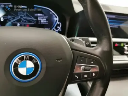 Photo 13 BMW Serie 3 Série 3 Touring 330eA 292ch Business Design