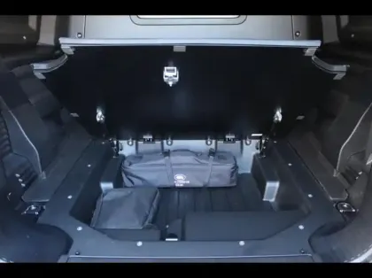 Photo 10 Land rover Defender  90 3.0 D250 Hard Top X-Dynamic SE