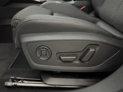 Photo 12 Audi A3  Sportback 40 TFSI e 204ch PHEV S line S tronic 6