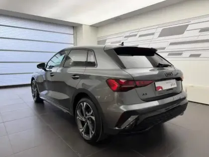 Photo 8 Audi A3  Sportback 40 TFSI e 204ch PHEV S line S tronic 6