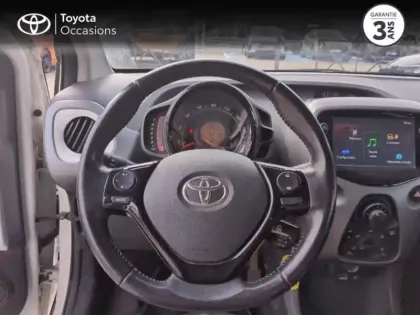Photo 7 Toyota Aygo  1.0 VVT-i 72ch x-play 3p